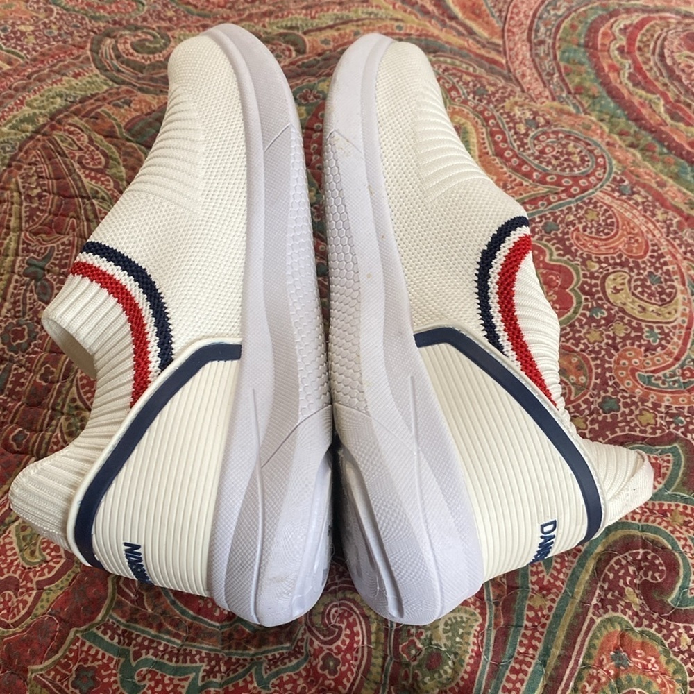 Danskin Charming White Woven Sneakers with Stripe Size 8.5 - Picture 6 of 8